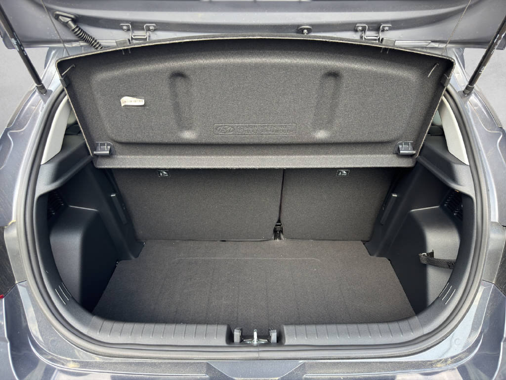 HYUNDAI i20 1.0 T-GDi Amplia, Benzin, Neuwagen, Automatik - 6