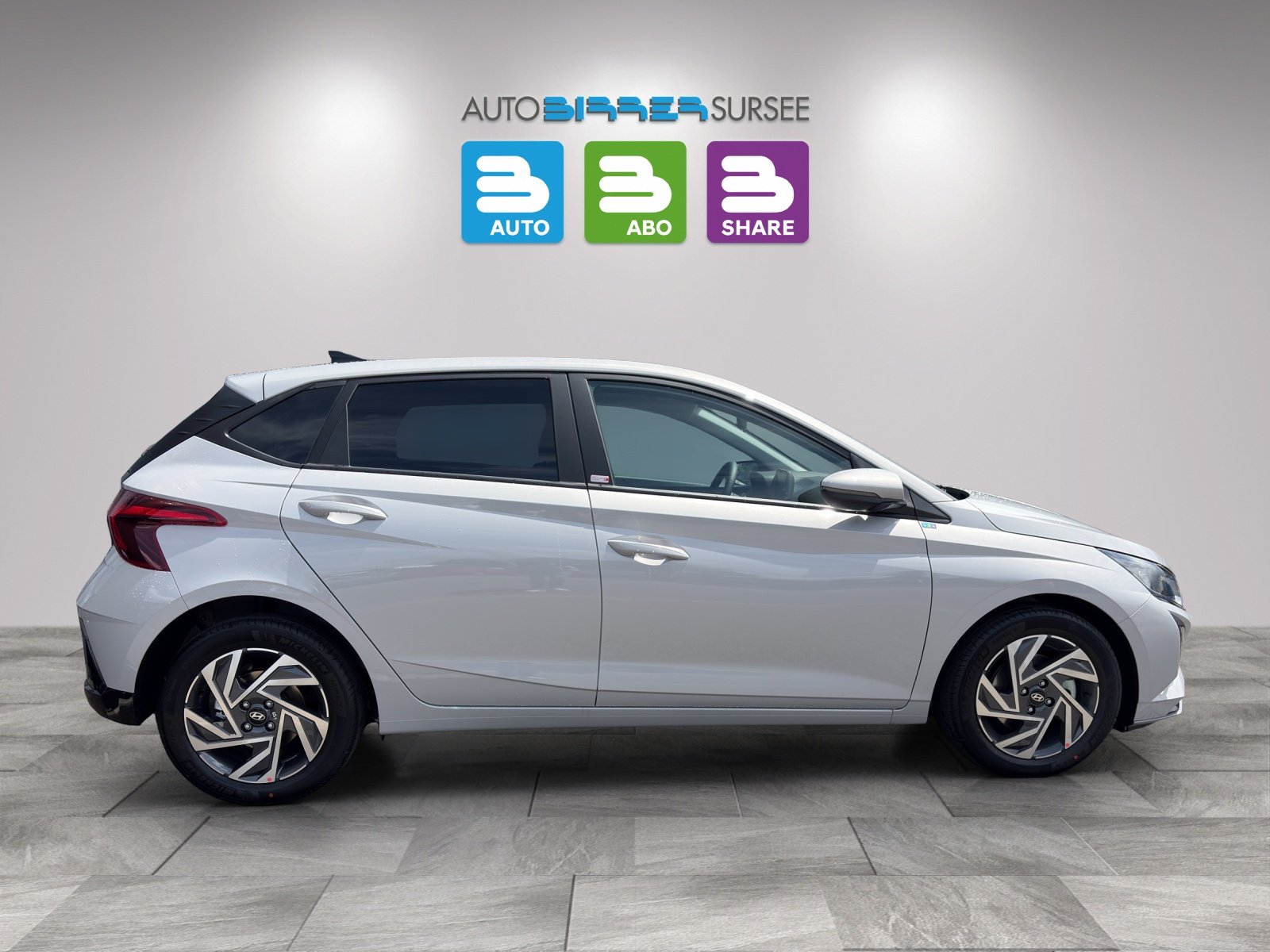 HYUNDAI i20 1.0 T-GDi Amplia, Essence, Voiture nouvelle, Automatique - 4