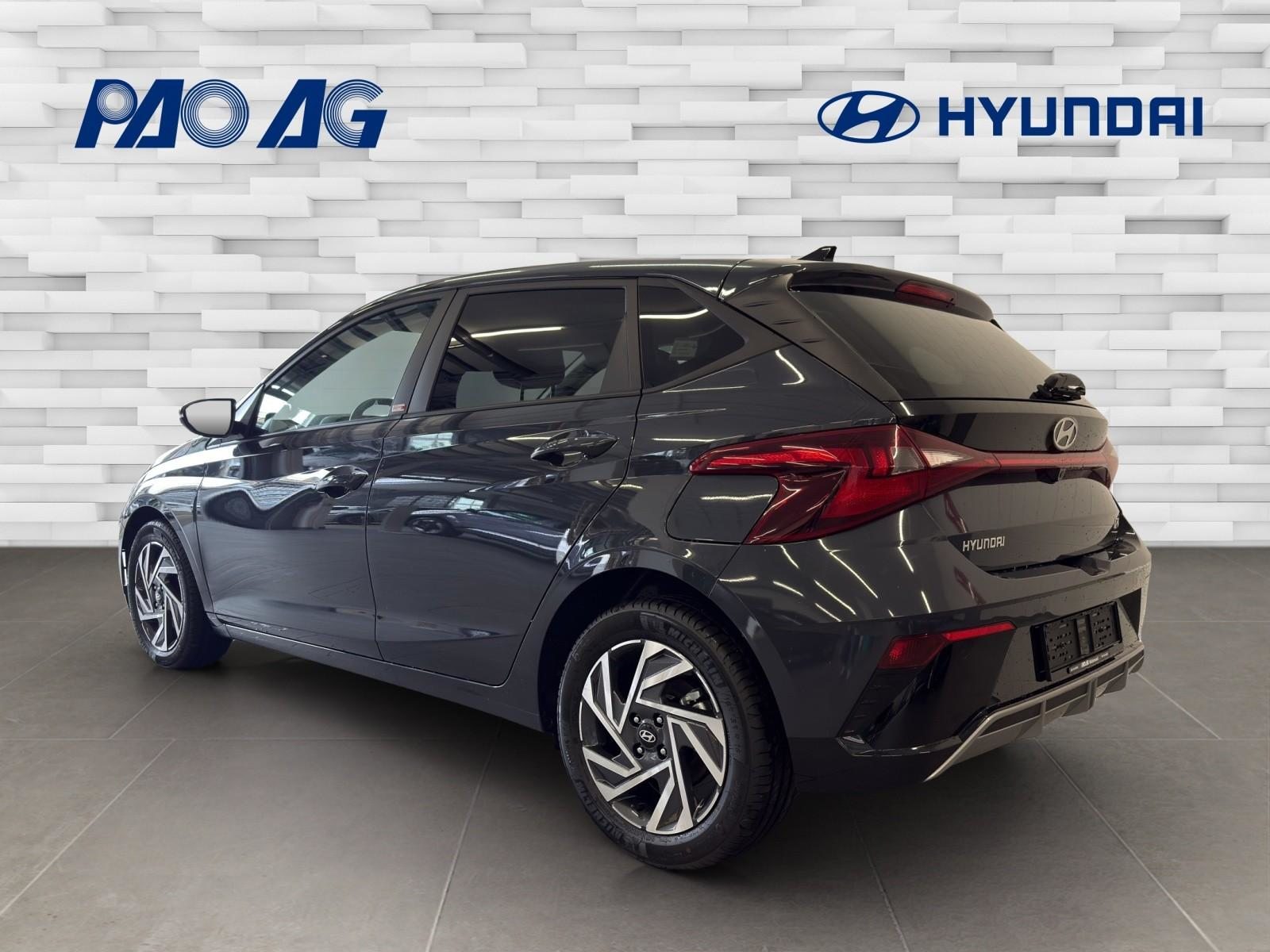 HYUNDAI i20 1.0 T-GDi Amplia, Petrol, New car, Automatic - 3