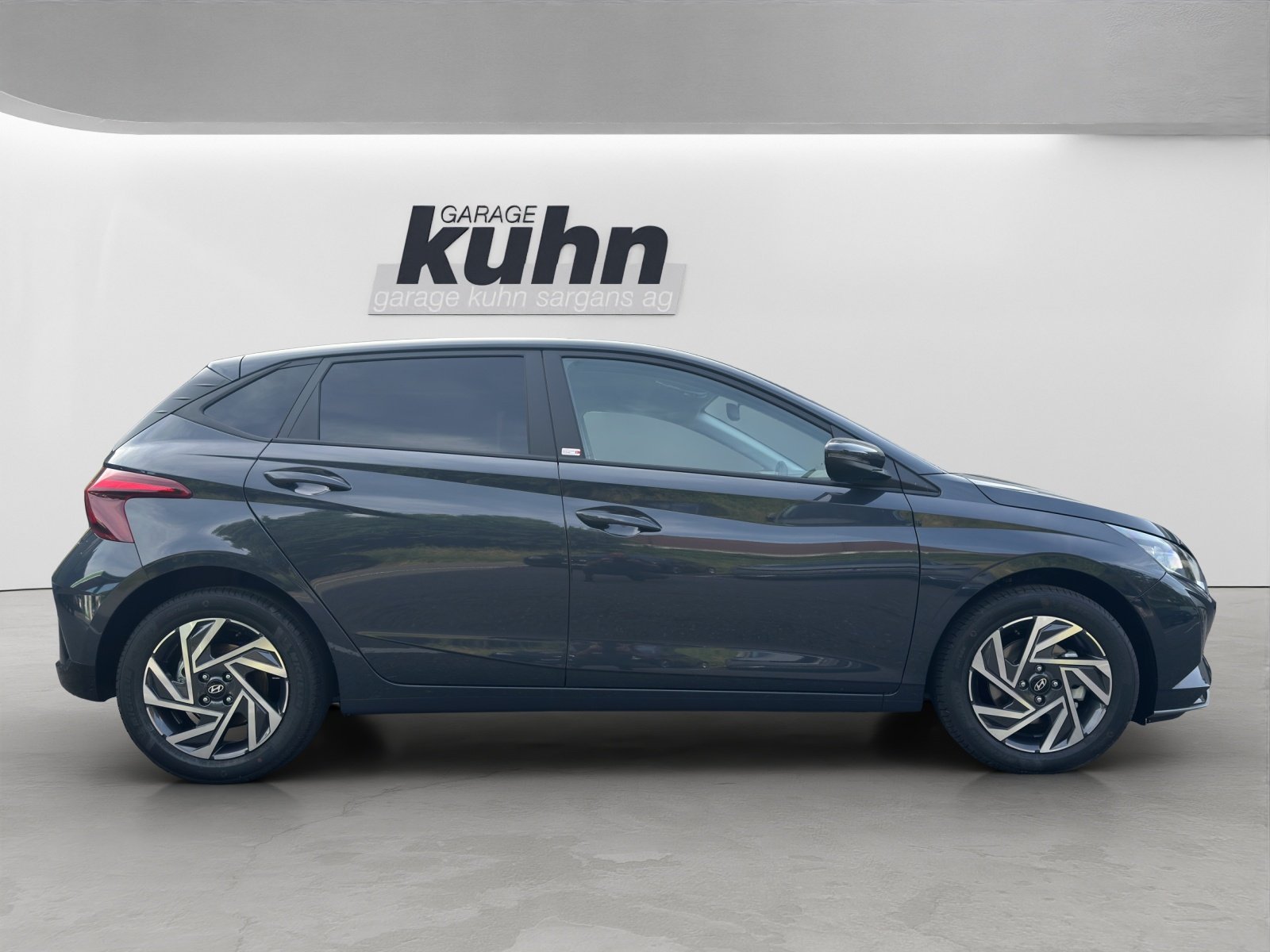 HYUNDAI i20 1.0 T-GDi Amplia, Petrol, New car, Automatic - 6