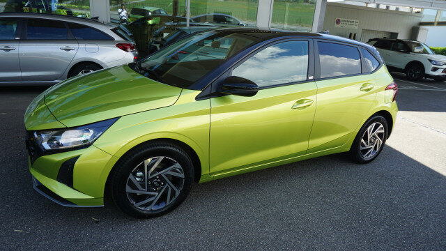 HYUNDAI i20 1.0 T-GDi Amplia DCT