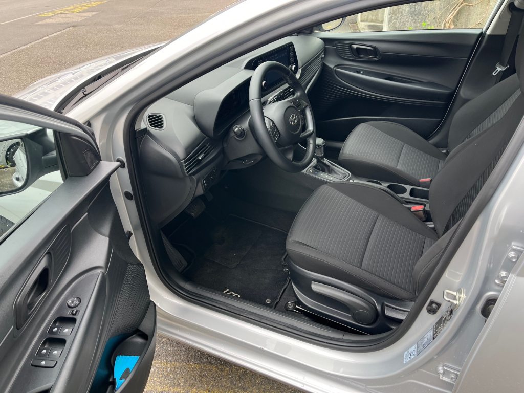 HYUNDAI I20 1.0 T-GDi Origo, Petrol, Second hand / Used, Automatic - 6