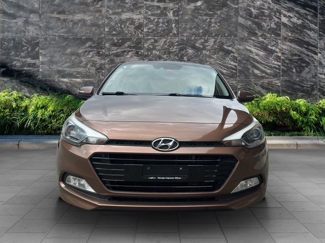 HYUNDAI I20 1.0 T-GDi 120 Amplia, Benzin, Occasion / Gebraucht, Handschaltung - 2