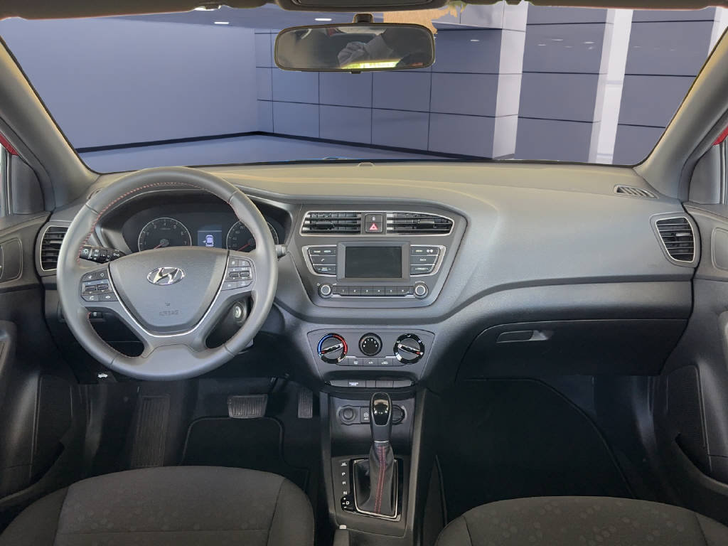 HYUNDAI i20 1.0 T-GDi 100 Origo, Benzin, Occasion / Gebraucht, Automatik - 5