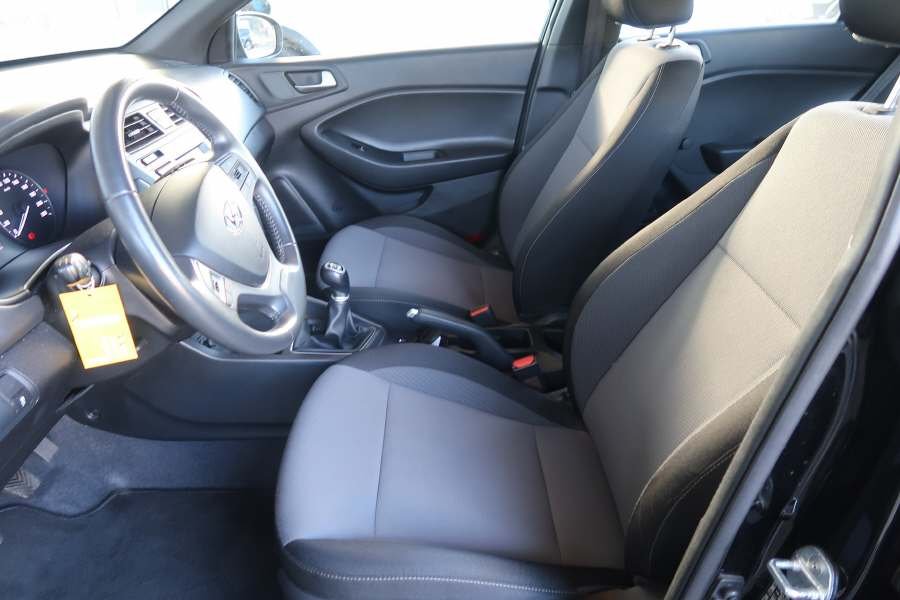 HYUNDAI i20 1.2 Go, Benzina, Occasioni / Usate, Manuale - 5