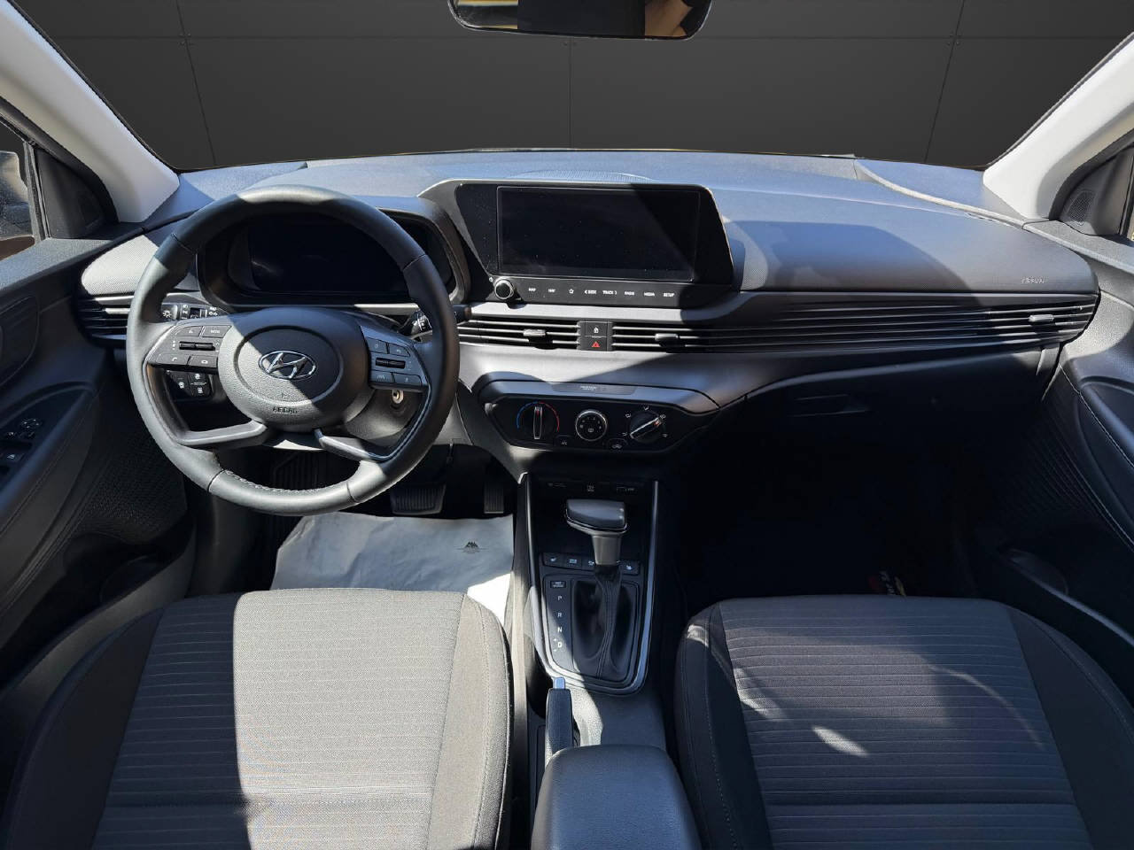 HYUNDAI i20 1.0 T-GDi 120 Amplia, Mild-Hybrid Benzin/Elektro, Occasion / Gebraucht, Automatik - 5