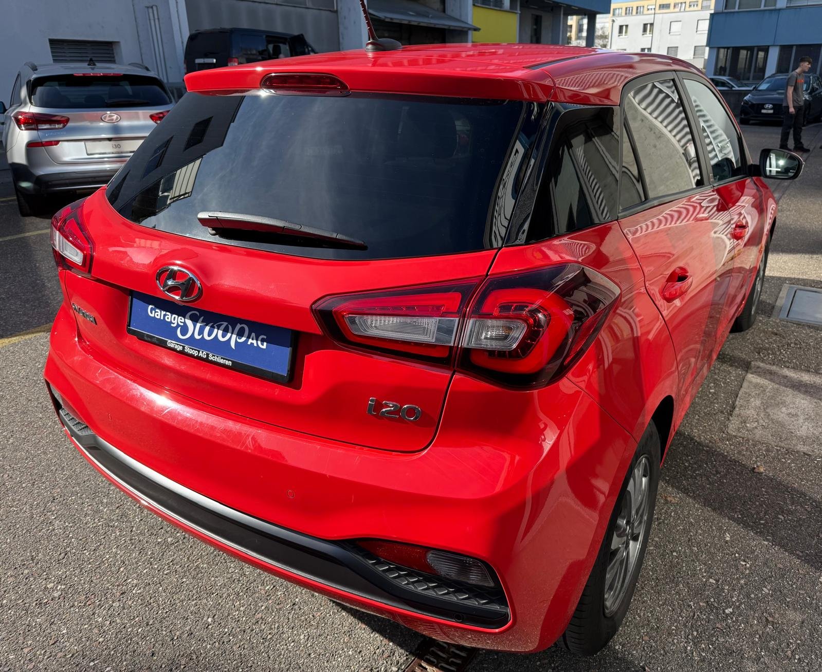 HYUNDAI i20 1.0 T-GDi 120 Amplia, Benzin, Occasion / Gebraucht, Automatik - 5