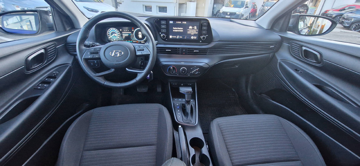 HYUNDAI i20 1.0 T-GDi 120 Amplia, Hybride Léger Essence/Électricité, Occasion / Utilisé, Automatique - 6