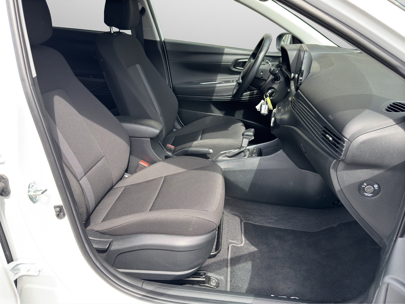 HYUNDAI i20 1.0 T-GDi Amplia Safety Pack, Benzin, Occasion / Gebraucht, Automatik - 7