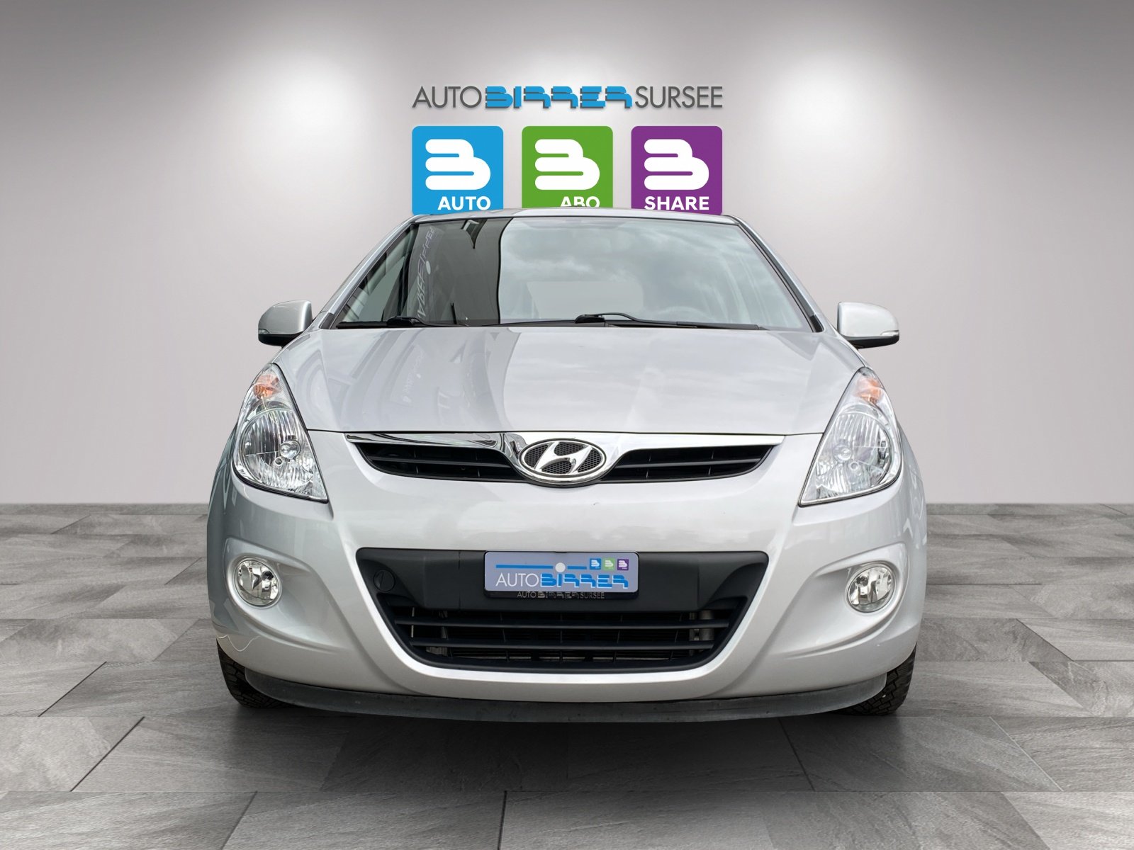 HYUNDAI i20 1.4 Style, Petrol, Second hand / Used, Manual - 2