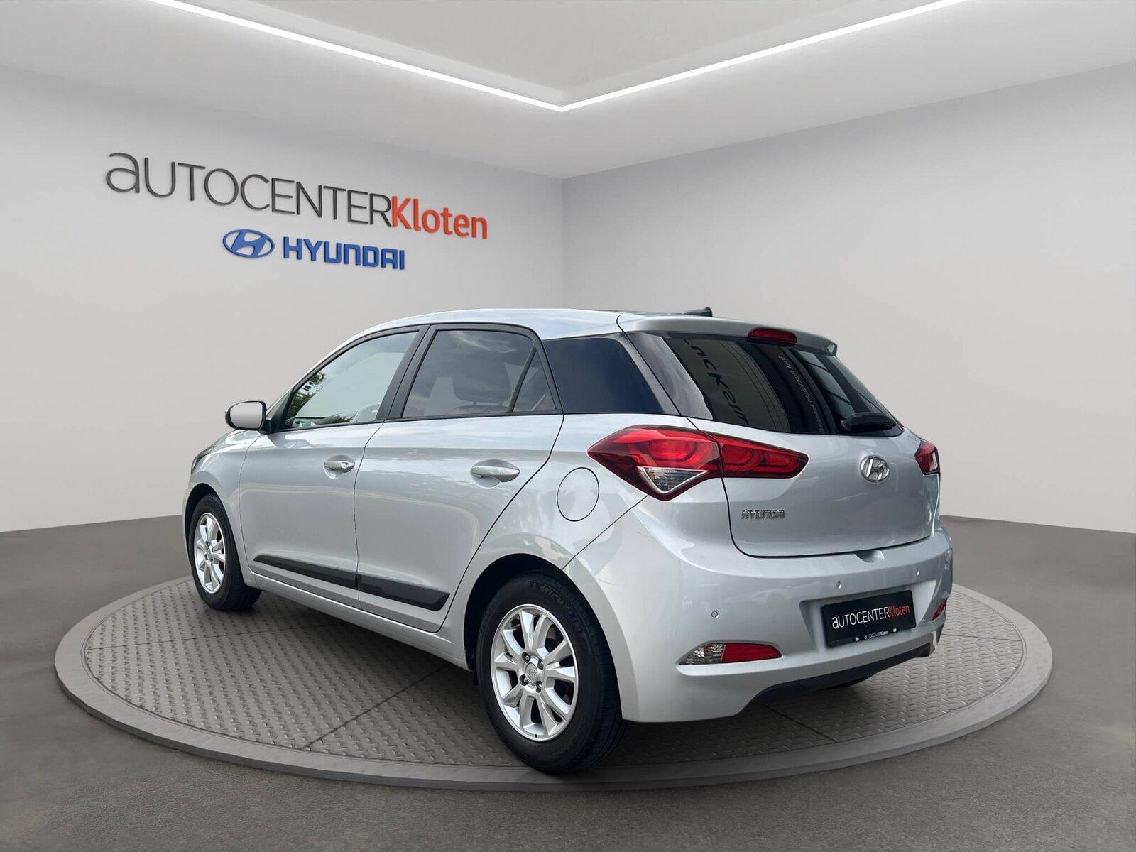 HYUNDAI i20 1.0 T-GDi Amplia, Essence, Occasion / Utilisé, Manuelle - 4