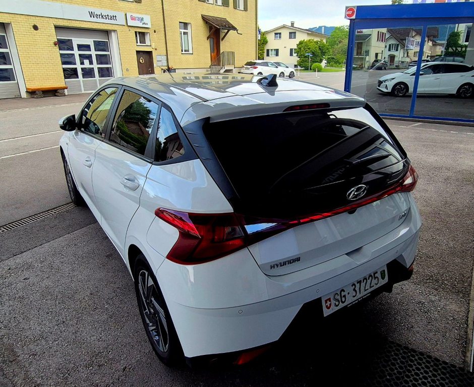 HYUNDAI I20 1.0 T-GDi 120 Amplia, Mild-Hybrid Benzin/Elektro, Occasion / Gebraucht, Handschaltung - 3