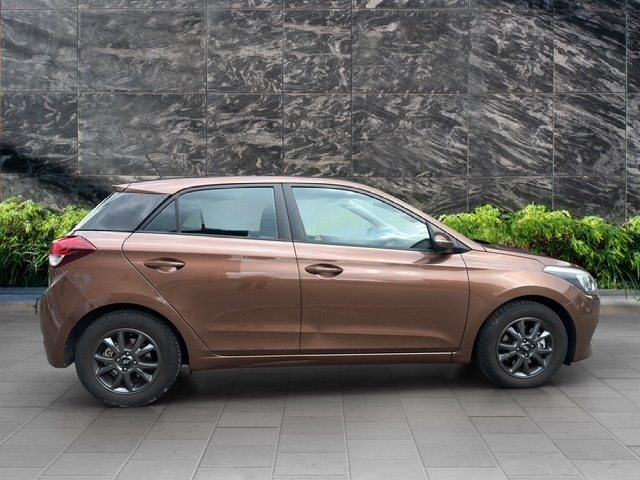 HYUNDAI I20 1.0 T-GDi 120 Amplia, Benzin, Occasion / Gebraucht, Handschaltung - 4