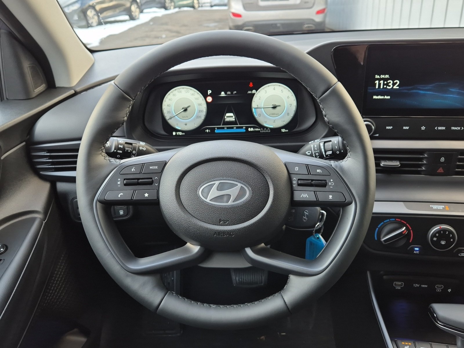 HYUNDAI i20 1.0 T-GDi Amplia, Benzin, Vorführwagen, Automatik - 7