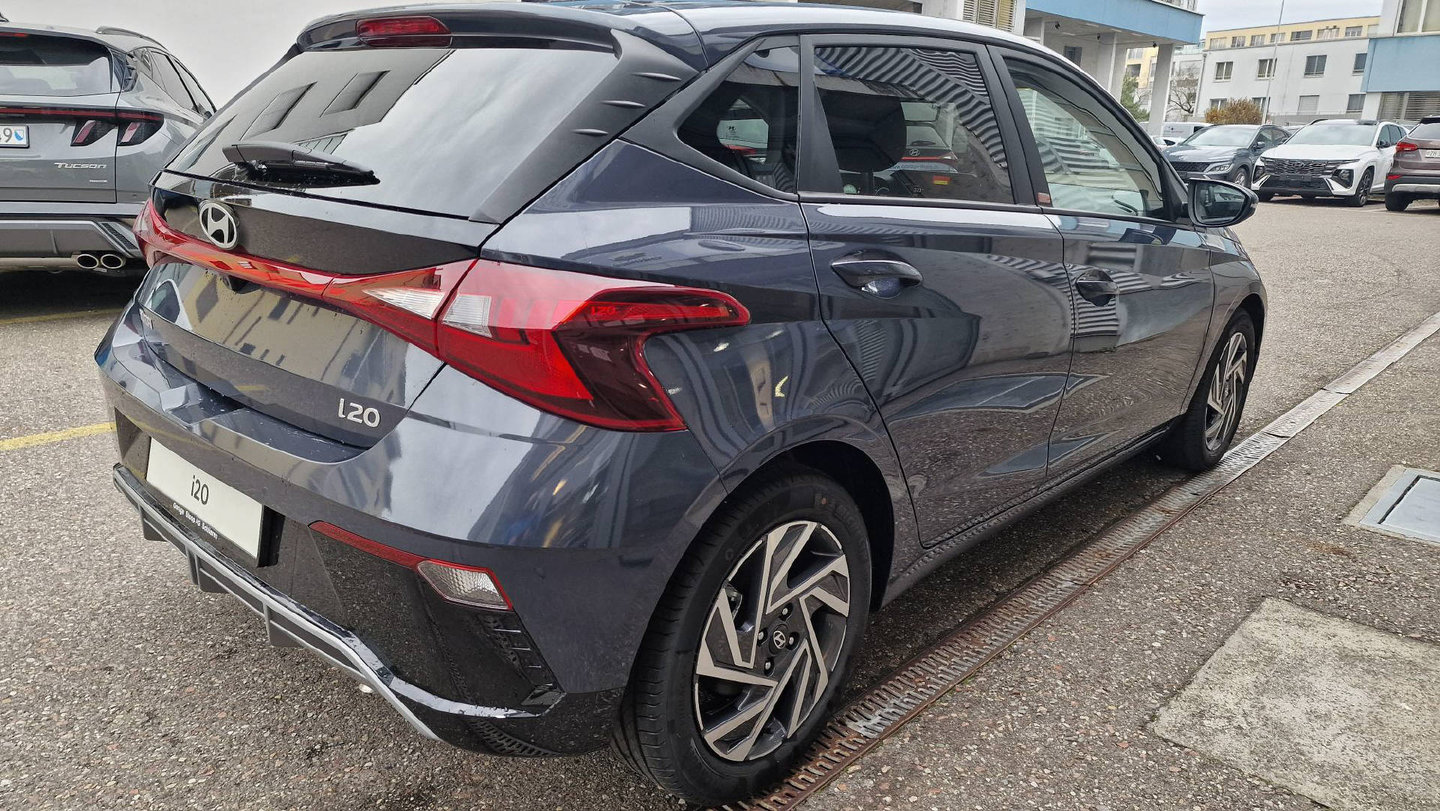 HYUNDAI i20 1.0 T-GDi Amplia Safety Pack., Benzin, Vorführwagen, Automatik - 6
