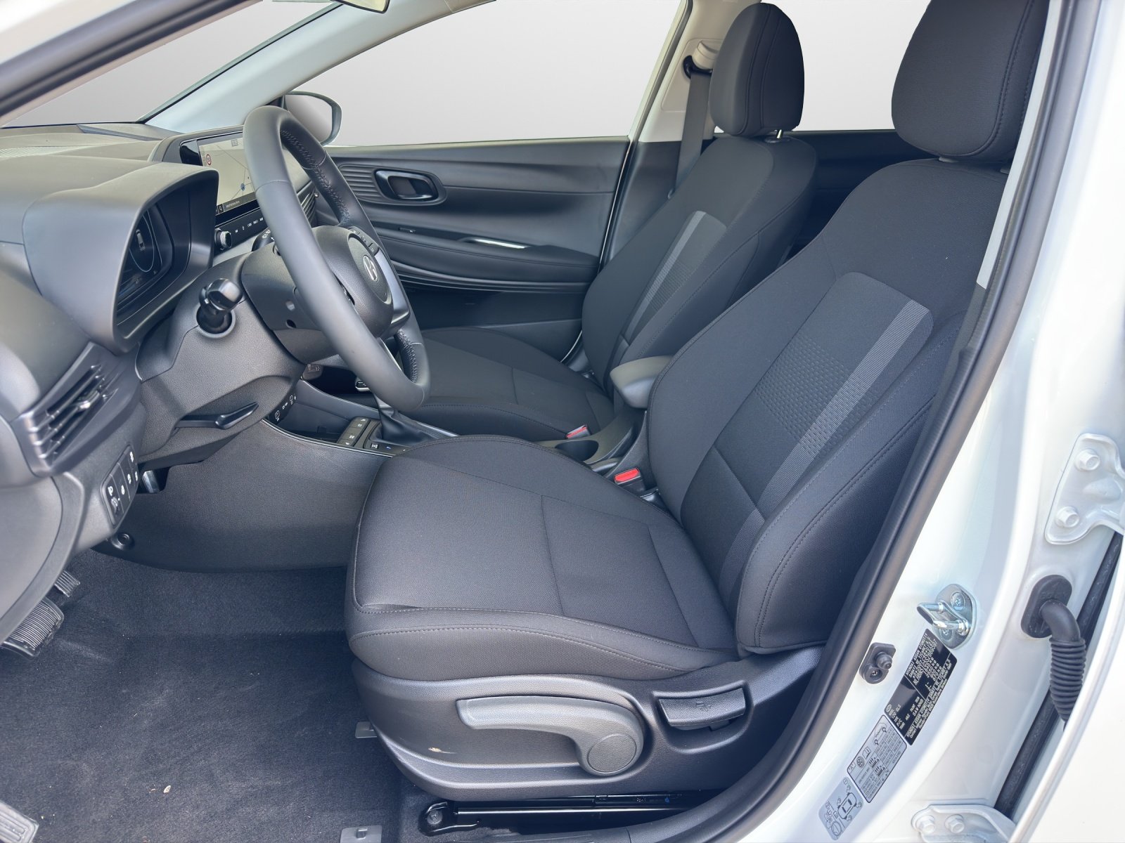 HYUNDAI i20 1.0 T-GDi Amplia, Essence, Voiture de démonstration, Automatique - 5
