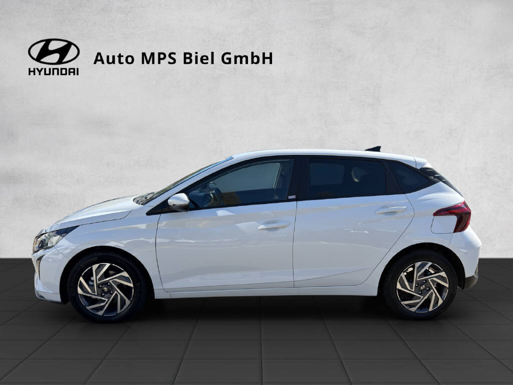 HYUNDAI i20 1.0 T-GDi Amplia, Petrol, Ex-demonstrator, Automatic - 3