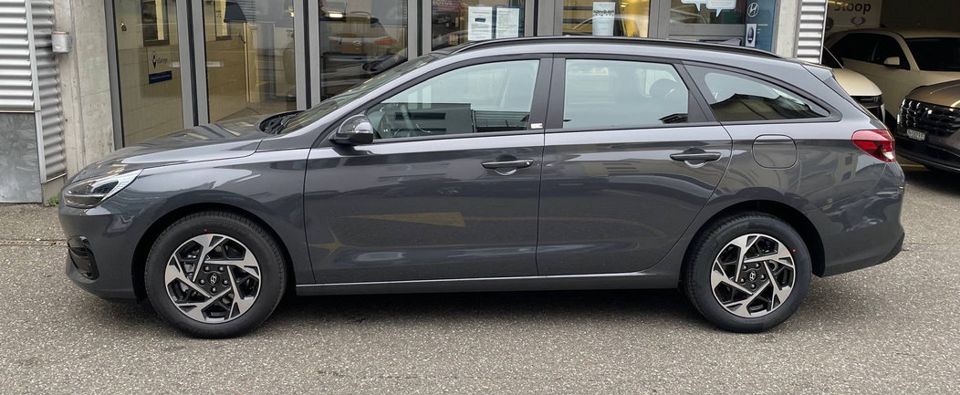 HYUNDAI i30 Wagon 1.0 T-GDi Origo, Mild-Hybrid Petrol/Electric, New car, Automatic - 2