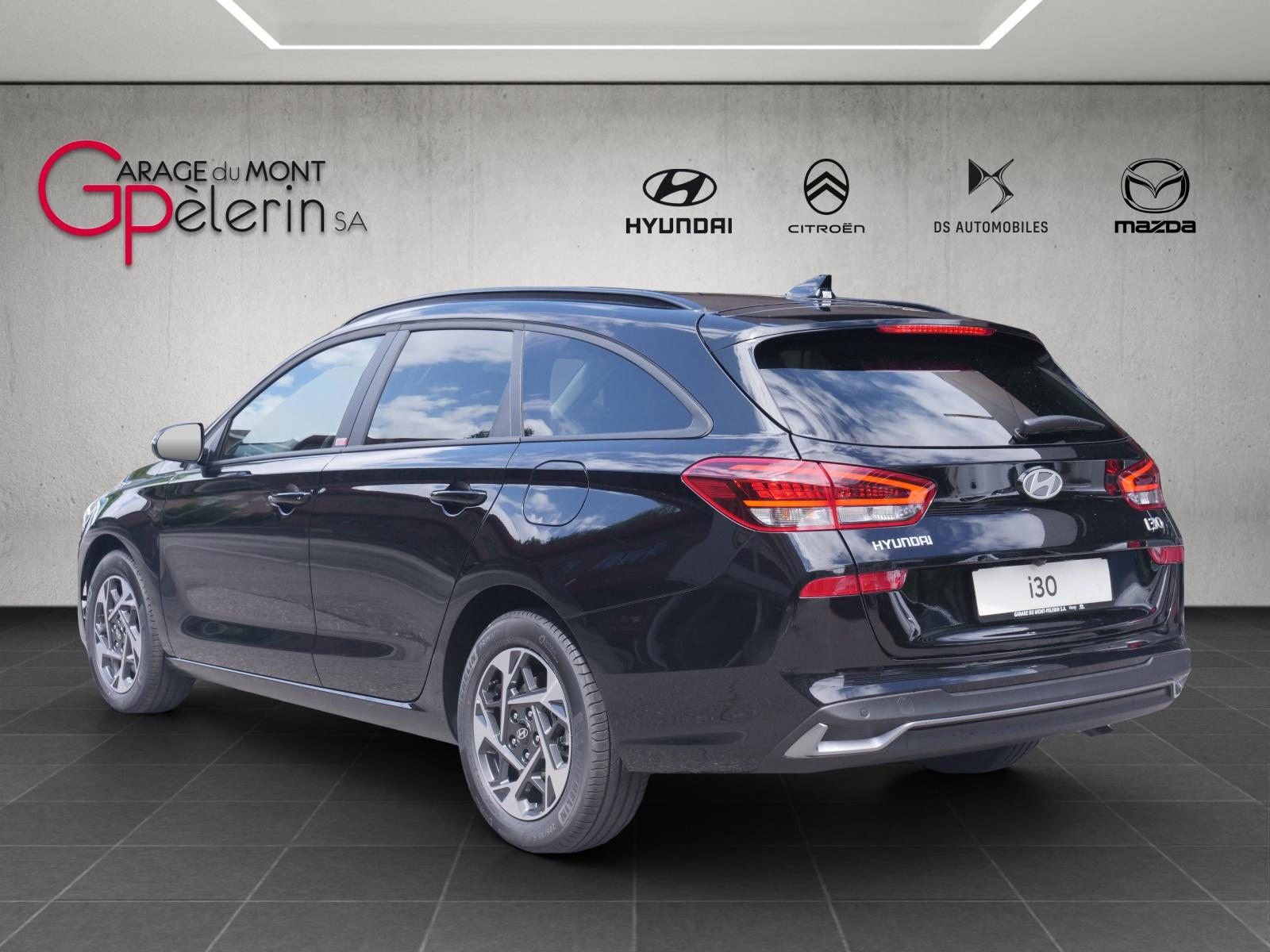 HYUNDAI i30 Wagon 1.5 T-GDi Amplia, Mild-Hybrid Benzin/Elektro, Neuwagen, Automatik - 2