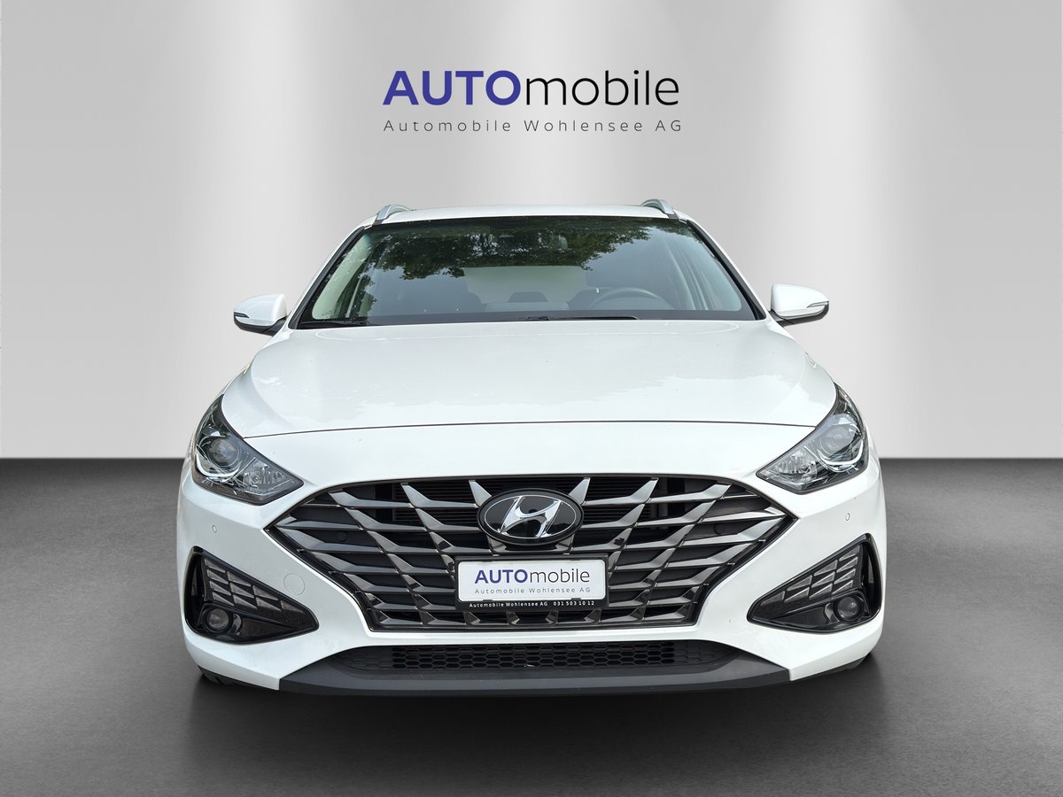 HYUNDAI i30 Wagon 1.5 T-GDi Amplia 48V MH DCT, Hybride Léger Essence/Électricité, Occasion / Utilisé, Automatique - 3