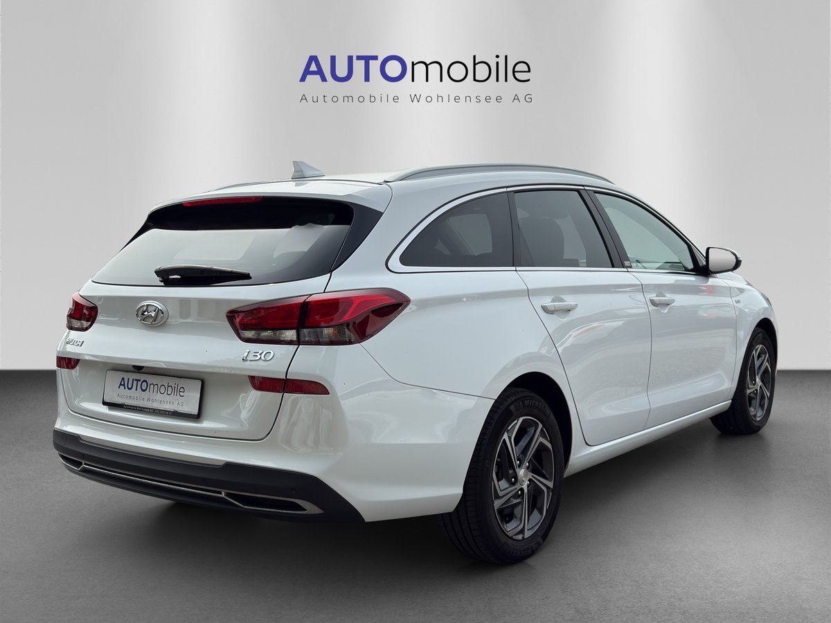 HYUNDAI i30 Wagon 1.5 T-GDi Amplia 48V MH DCT, Hybride Léger Essence/Électricité, Occasion / Utilisé, Automatique - 5