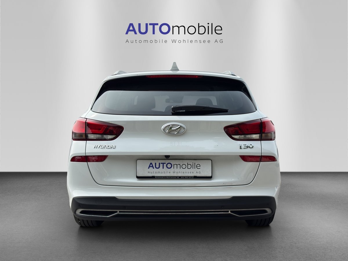 HYUNDAI i30 Wagon 1.5 T-GDi Amplia 48V MH DCT, Hybride Léger Essence/Électricité, Occasion / Utilisé, Automatique - 6