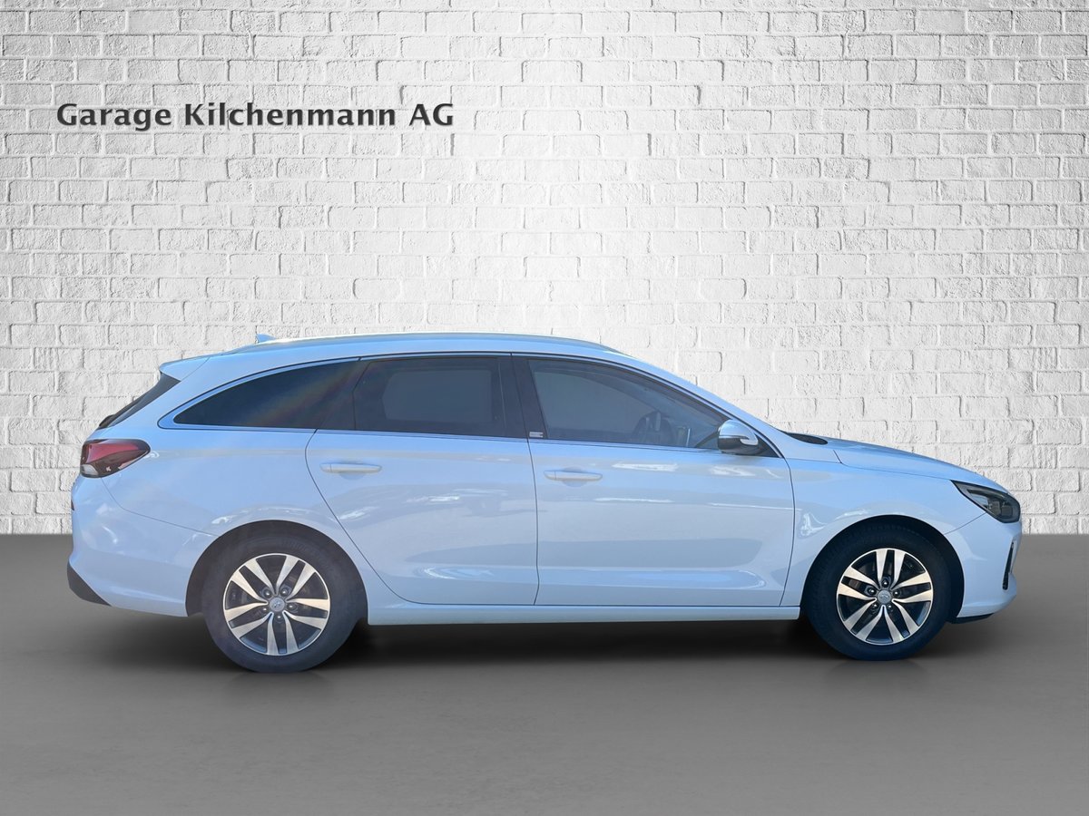 HYUNDAI i30 Wagon 1.4 T-GDi Amplia, Essence, Occasion / Utilisé, Manuelle - 6