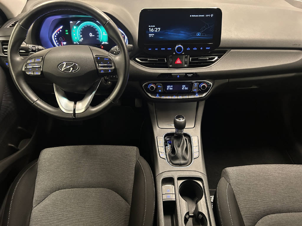 HYUNDAI i30 Wagon 1.5 T-GDi Amplia, Mild-Hybrid Benzin/Elektro, Occasion / Gebraucht, Automatik - 5
