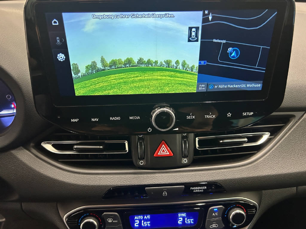 HYUNDAI i30 Wagon 1.5 T-GDi Amplia, Mild-Hybrid Benzin/Elektro, Occasion / Gebraucht, Automatik - 7