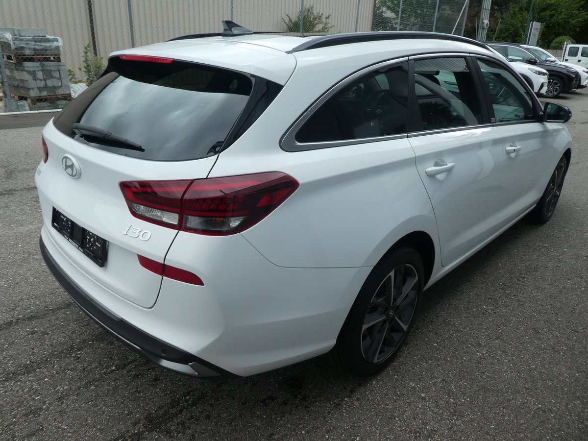 HYUNDAI i30 Wagon 1.5 T-GDi Vertex 48V MH DCT, Mild-Hybrid Petrol/Electric, Second hand / Used, Automatic - 5