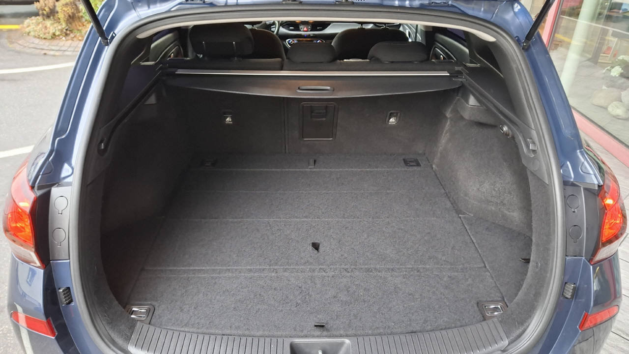 HYUNDAI i30 Wagon 1.0 T-GDi Amplia, Essence, Occasion / Utilisé, Manuelle - 7