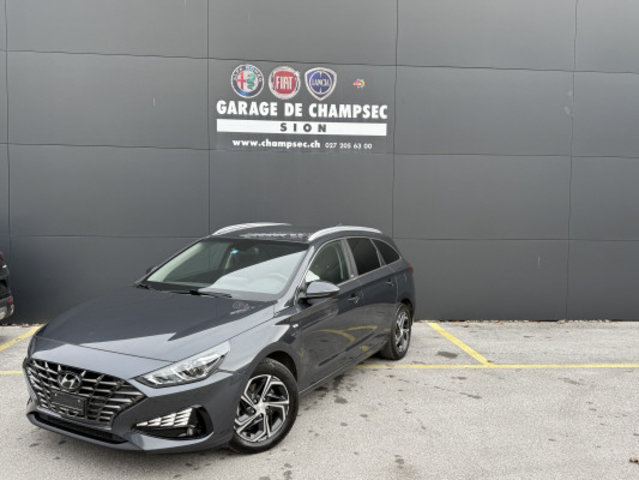 HYUNDAI i30 W 1.5 T-GDi AmpliaDCT