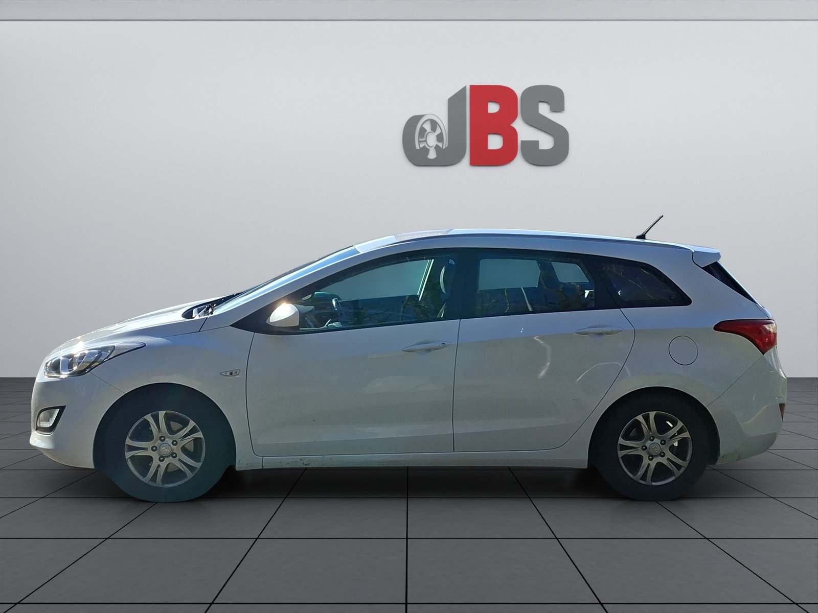 HYUNDAI i30 Wagon 1.6 CRDi Vertex Automatic DCT, Diesel, Occasion / Gebraucht, Automatik - 4