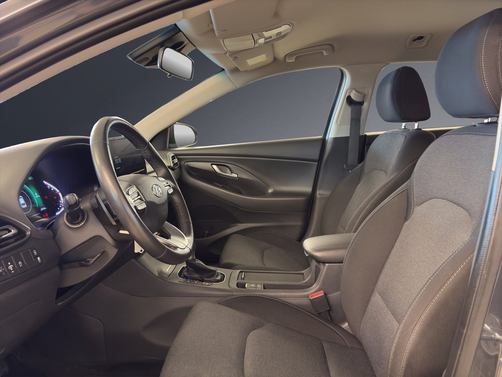 HYUNDAI i30 W 1.5 T-GDi AmpliaDCT, Mild-Hybrid Benzin/Elektro, Occasion / Gebraucht, Automatik - 7