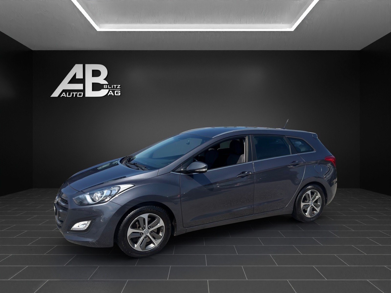 HYUNDAI i30 Wagon 1.6 CRDi Plena Automatic DCT, Diesel, Occasioni / Usate, Automatico - 2