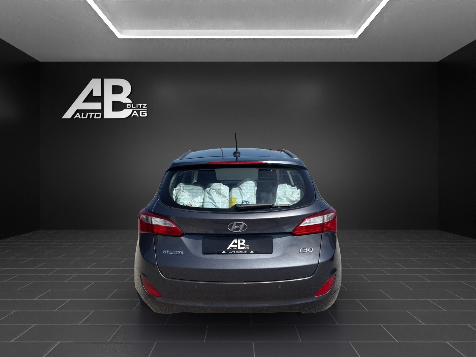 HYUNDAI i30 Wagon 1.6 CRDi Plena Automatic DCT, Diesel, Occasioni / Usate, Automatico - 4