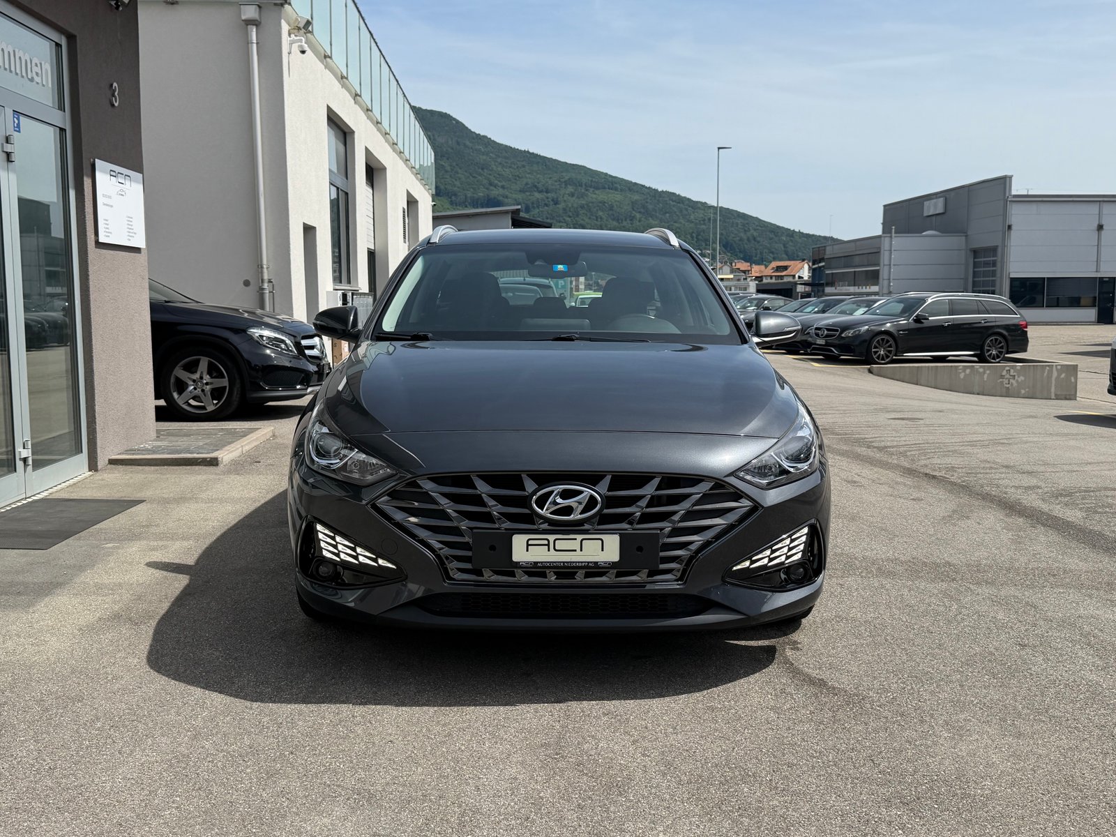 HYUNDAI i30 Wagon 1.5 T-GDi Origo 48V MH DCT, Mild-Hybrid Benzin/Elektro, Occasion / Gebraucht, Automatik - 2
