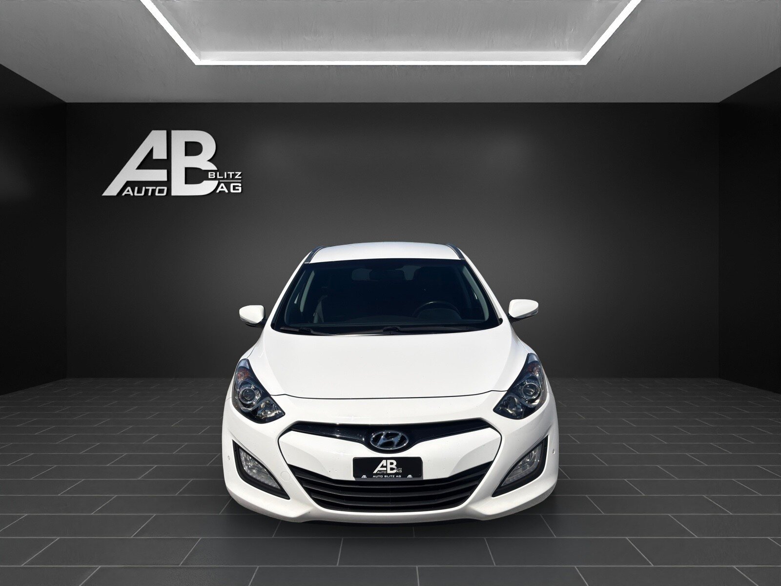HYUNDAI i30 Wagon 1.6 CRDi Premium Automatic