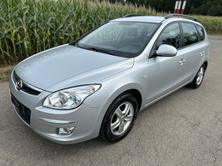 HYUNDAI i30 Wagon 1.6 Style, Petrol, Second hand / Used, Manual - 2