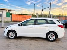 HYUNDAI i30 Wagon 1.6 CRDi GO Automatic DCT, Diesel, Second hand / Used, Automatic - 6