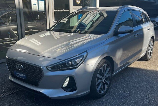 HYUNDAI i30 Wagon 1.4 T-GDi Launch