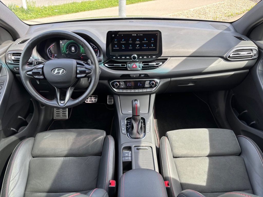 HYUNDAI I30 Wagon 1.5 TGDi DCT 48V N Line, Mild-Hybrid Benzin/Elektro, Occasion / Gebraucht, Automatik - 7