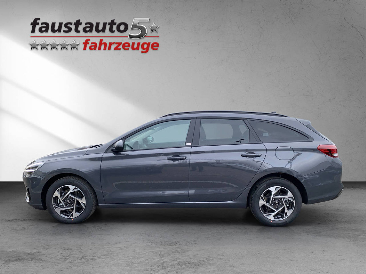HYUNDAI i30 Wagon 1.5 T-GDi Amplia MY25, Petrol, Ex-demonstrator, Automatic - 3