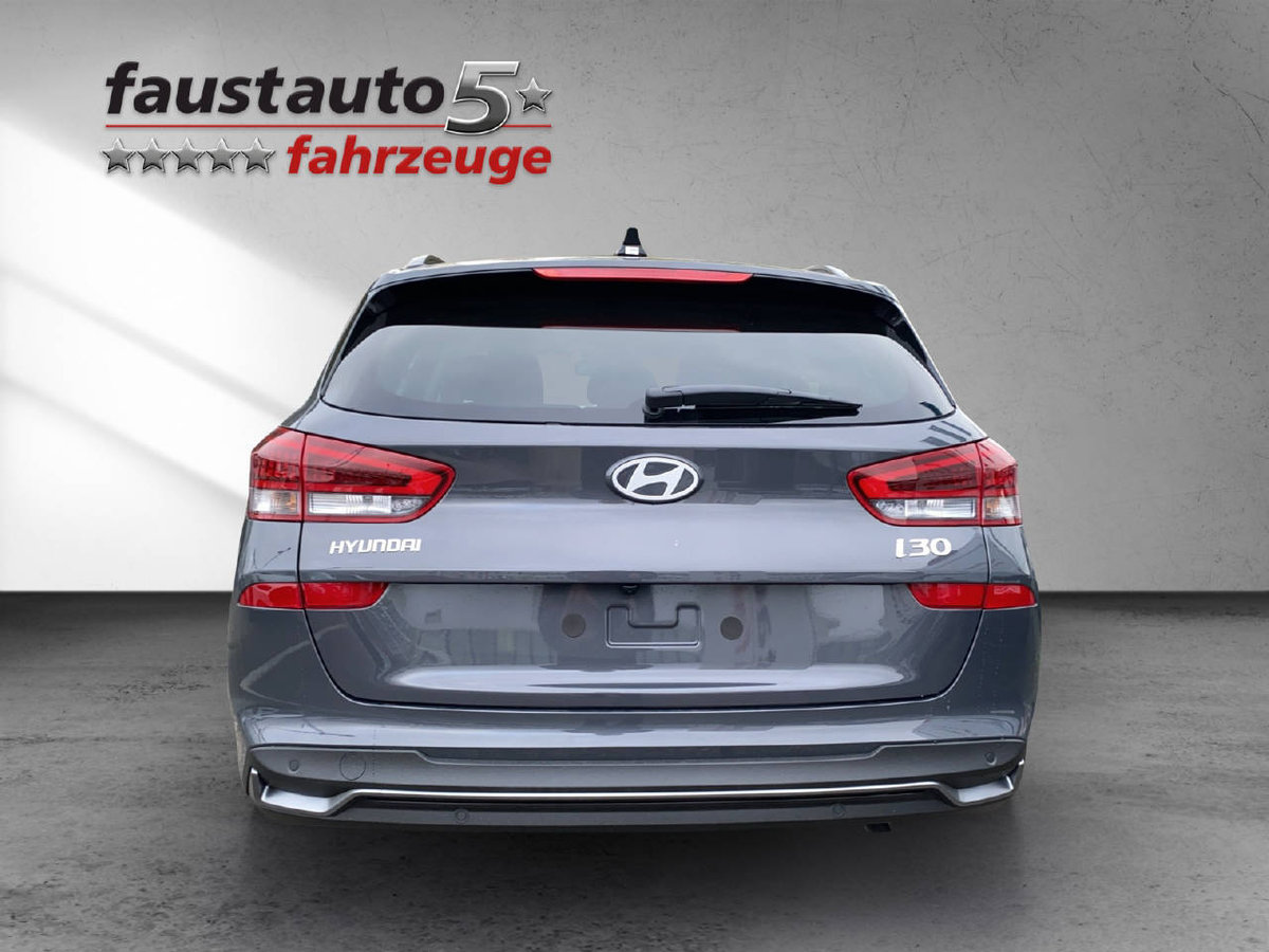 HYUNDAI i30 Wagon 1.5 T-GDi Amplia MY25, Petrol, Ex-demonstrator, Automatic - 4