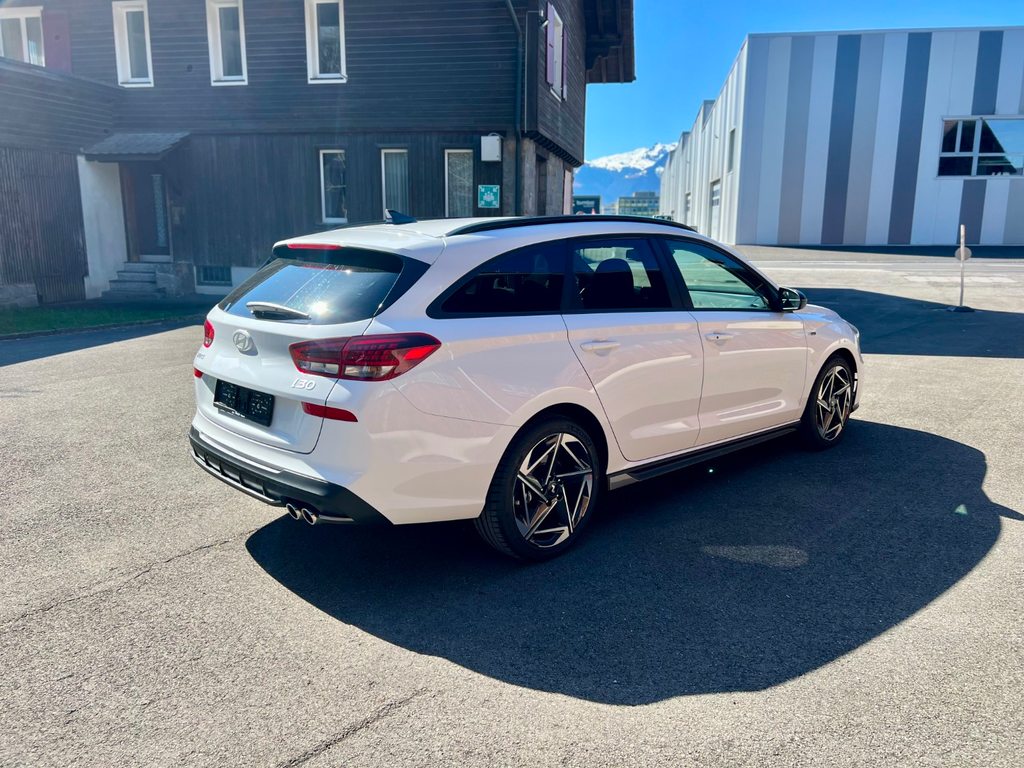 HYUNDAI i30 Wagon 1.5 T-GDi N-Line, Hybride Leggero Benzina/Elettrica, Auto dimostrativa, Automatico - 3