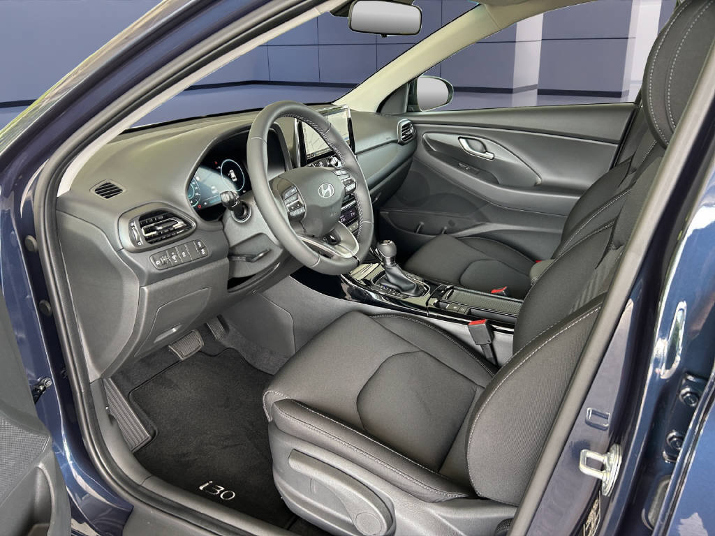 HYUNDAI i30 Wagon 1.5 T-GDi Amplia, Mild-Hybrid Benzin/Elektro, Vorführwagen, Automatik - 6