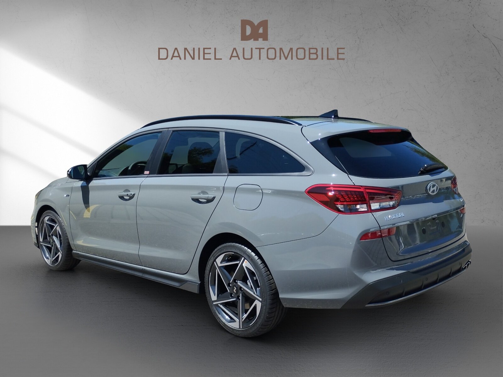 HYUNDAI i30 Wagon 1.5 T-GDi N-Line, Mild-Hybrid Petrol/Electric, Ex-demonstrator, Automatic - 6