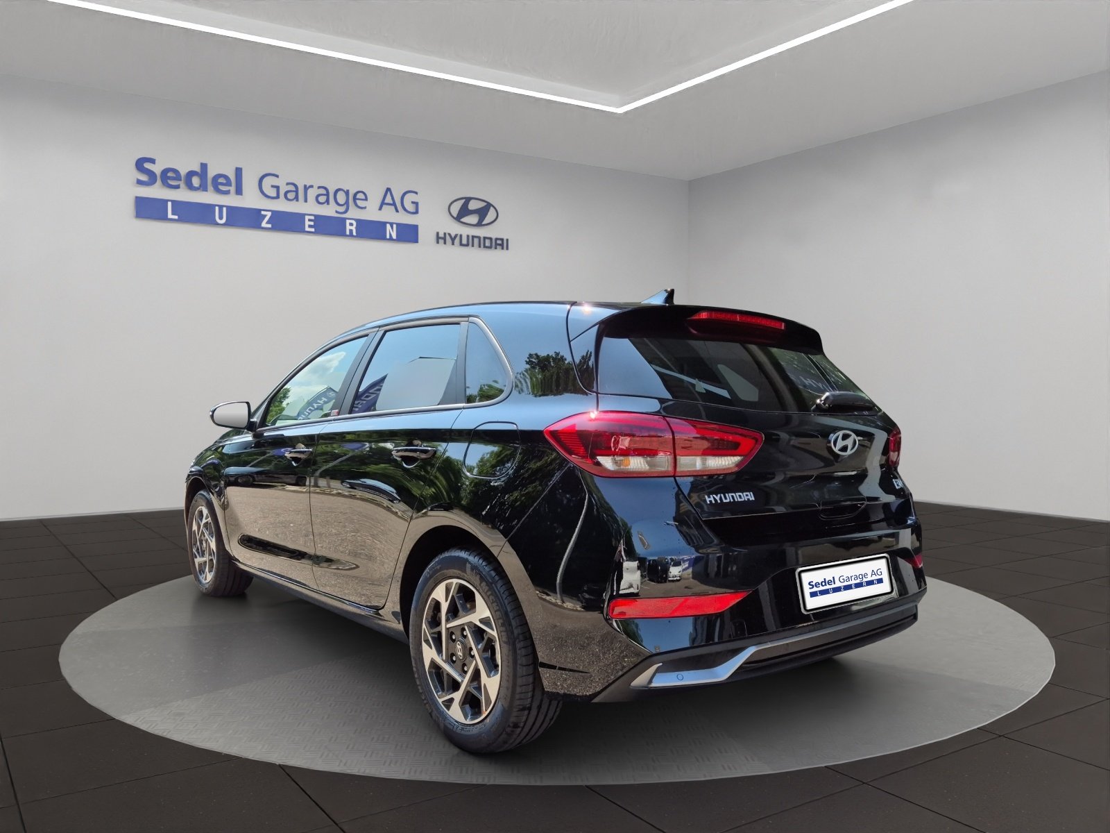 HYUNDAI i30 1.5 T-GDi Amplia, Hybride Léger Essence/Électricité, Voiture nouvelle, Automatique - 4
