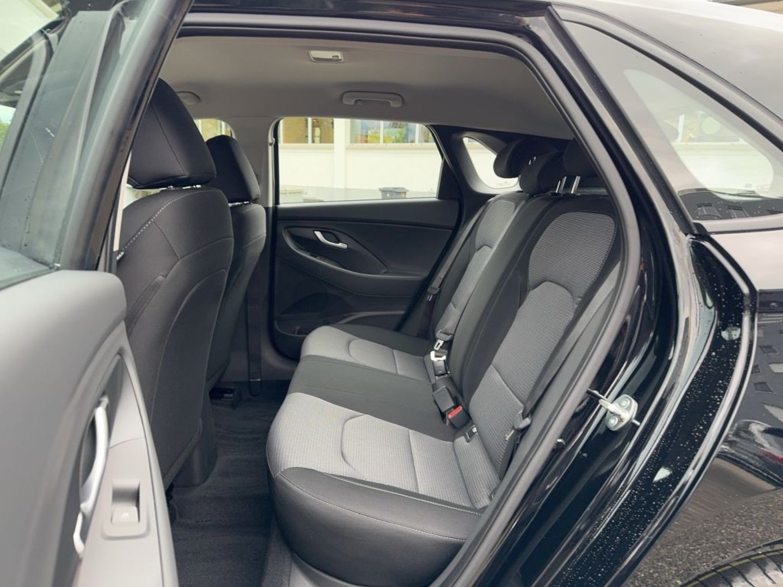 HYUNDAI i30 1.5 T-GDi Origo, Mild-Hybrid Benzin/Elektro, Neuwagen, Handschaltung - 6