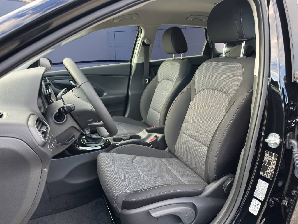 HYUNDAI i30 1.0 T-GDi Origo, Mild-Hybrid Petrol/Electric, New car, Automatic - 6